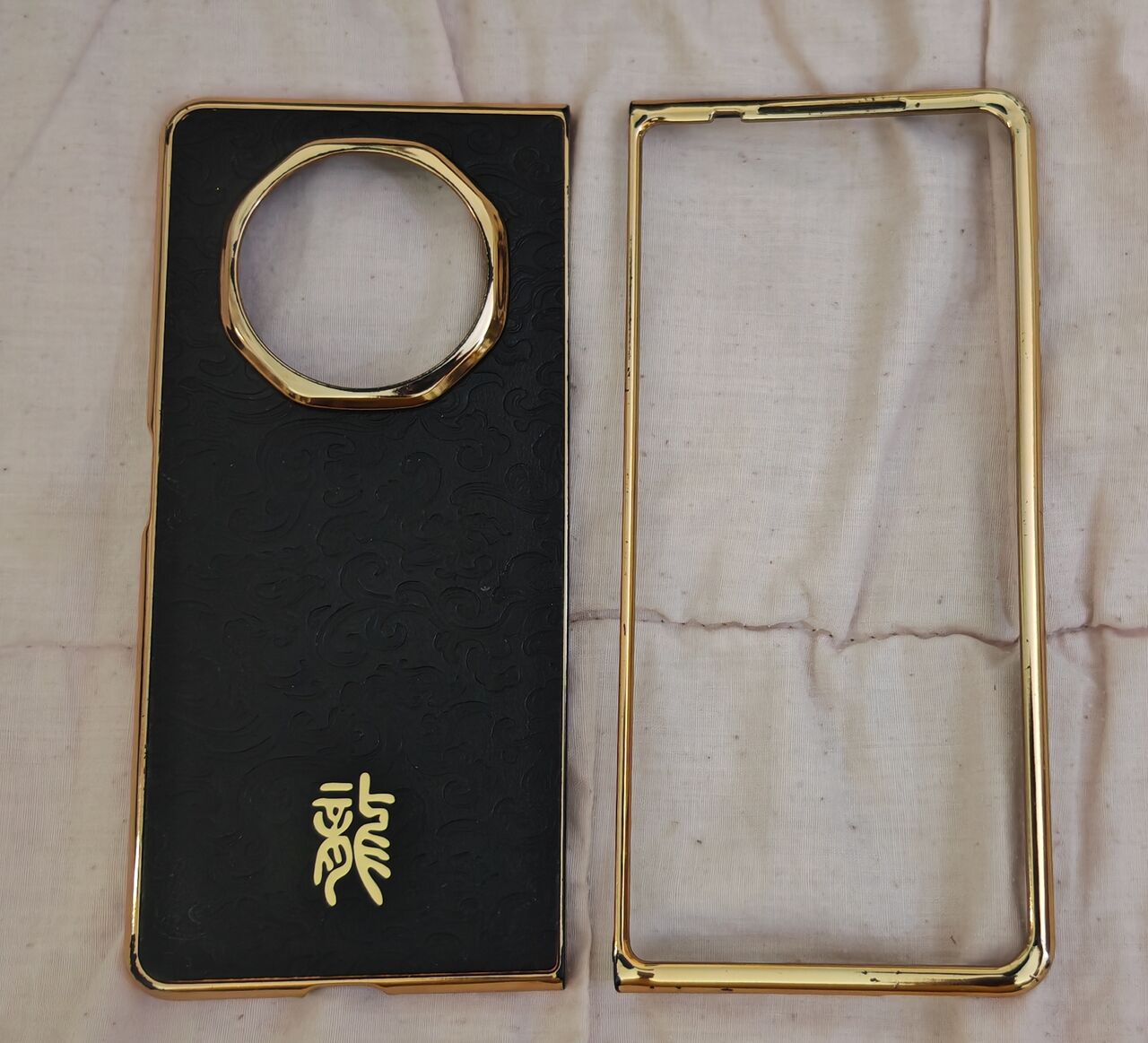 Riyadh, Mobile Phones, SAR 2900,  Honor Magic V3 - Black (512GB, 12 +12 GB RAM) In Premium Condition