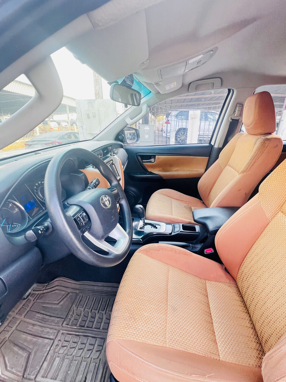 Dammam, Vehicles, Cars & Trucks , SAR 68000,  Toyota 4Runner,  2016,  Automatic,  135700 KM,