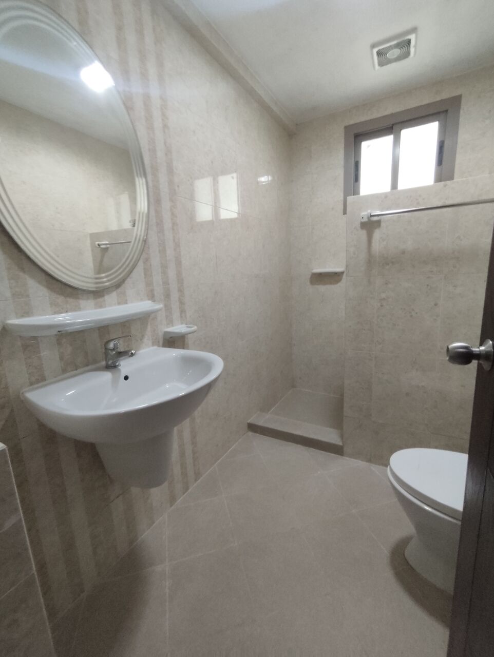 Zinj, Apartments, Flats, Houses & Villas, BHD 380/year,  2 BR,  Gorgeous Fully 2 Bhk Flat At Zinj Just For 380bhd