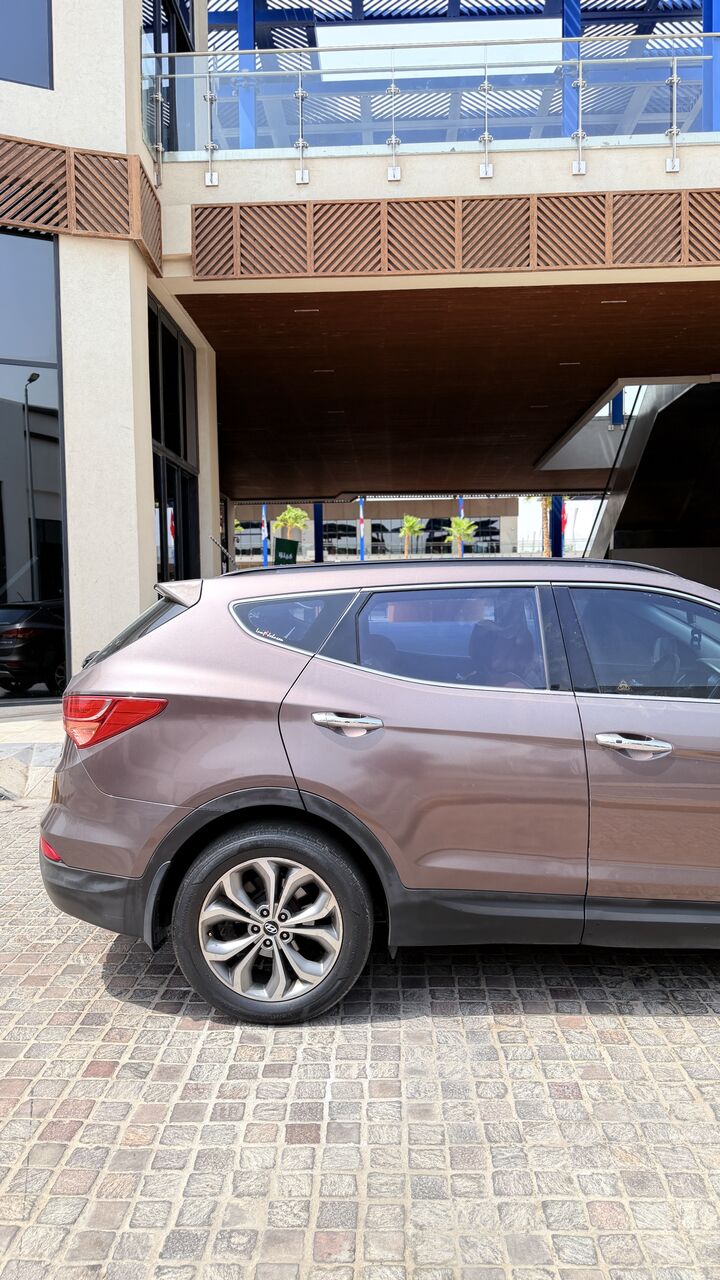 Jeddah, Vehicles, Cars & Trucks , SAR 38500,  Hyundai Santa Fe,  2014,  Automatic,  247000 KM,   Full Option Special Black Edition