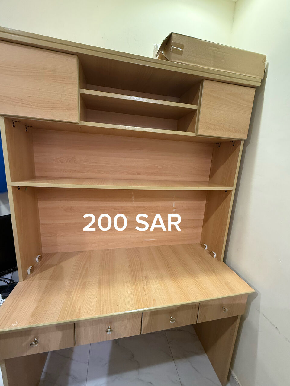 Riyadh, Furniture, SAR 200,  Library