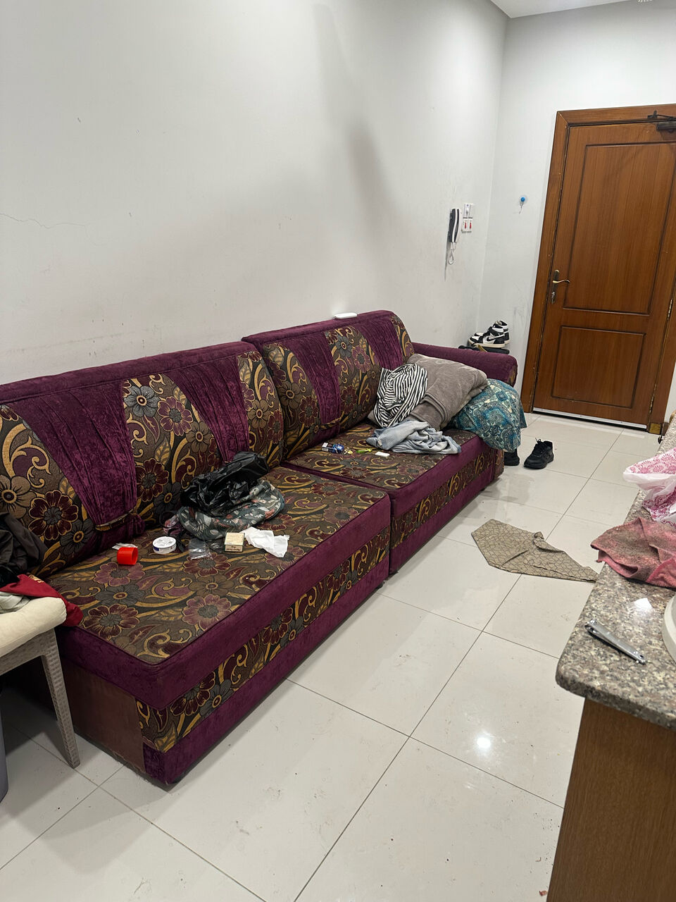 Al Seef, Household Items, BHD 80,  Bed , 6 Door Shelf With Mirror , Sofa Upto 6 People Can Sit , Dinning Table With 6 Chairs