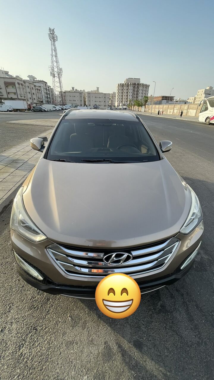 Riyadh, Vehicles, Cars & Trucks , SAR 28000,  Hyundai Santa Fe,  2013,  Automatic,  385000 KM,  For Sale:   &ndash; 7 Seater