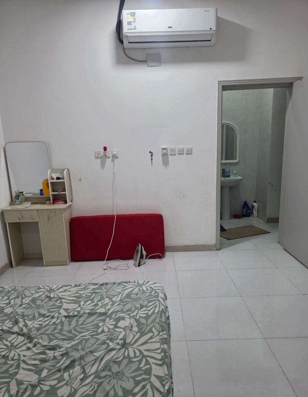 Tabuk City, Apartments, Flats, Houses & Villas, SAR 1000/month,  Furnished,  1 BR,  Flat For Rent Next Building To Indian International School