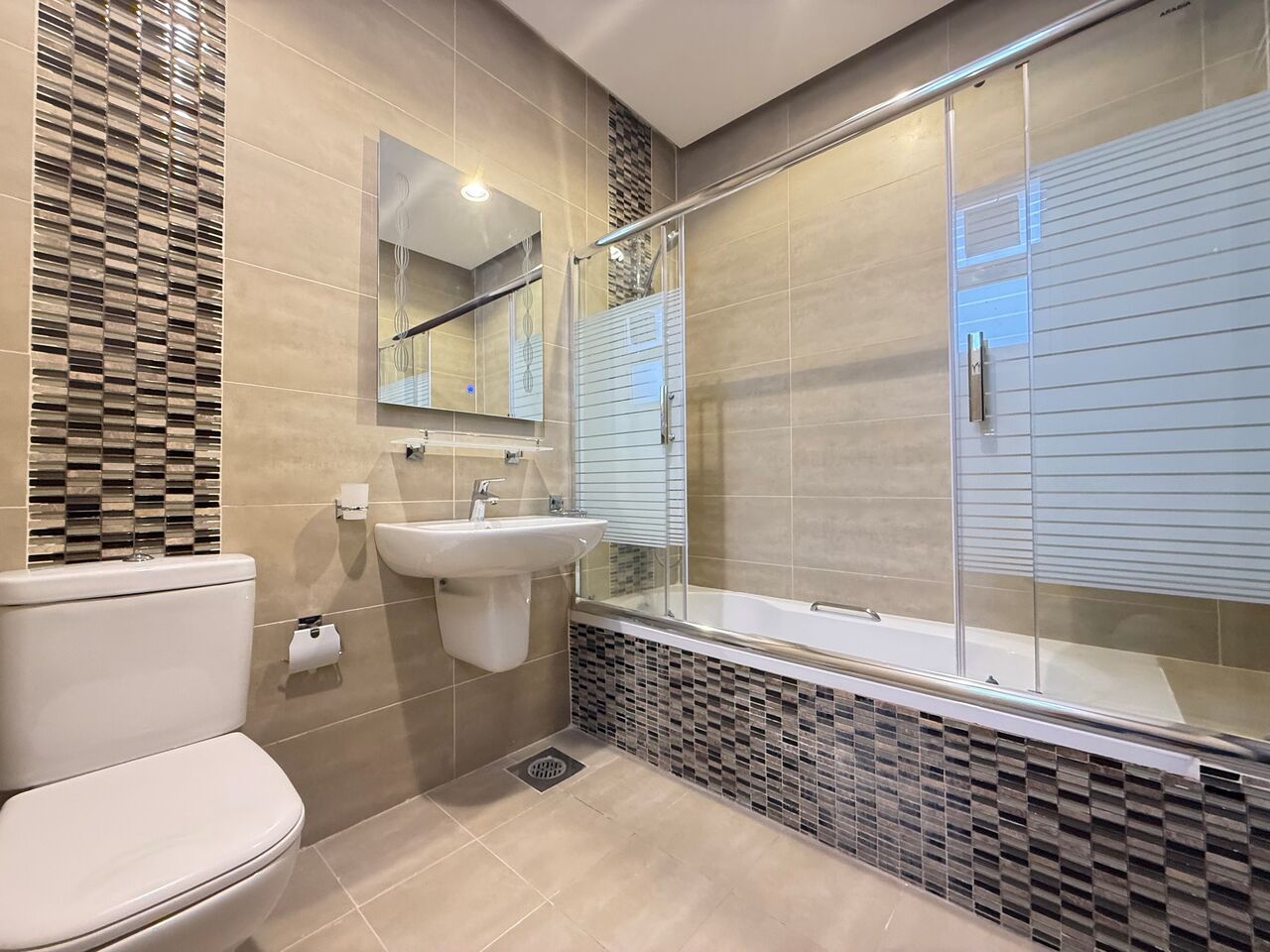 Rumaithiya, Apartments, Flats, Houses & Villas, KWD 750/month,  3 BR,  Rumathiya &ndash; Great, Three Bedroom Apartment W/large Terrace