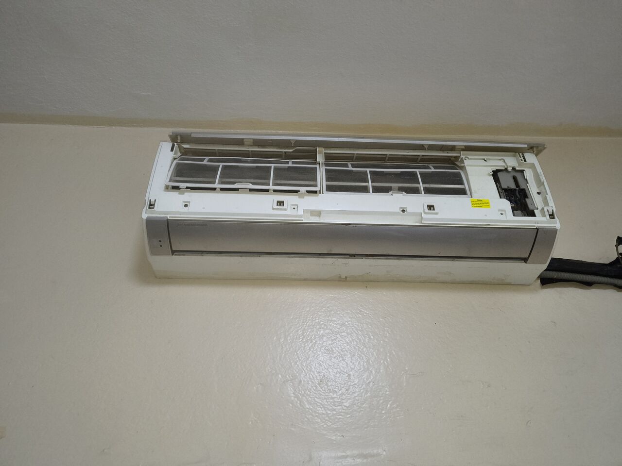 Al Adama, Air Conditioners, SAR 900,  Split Air Conditioner