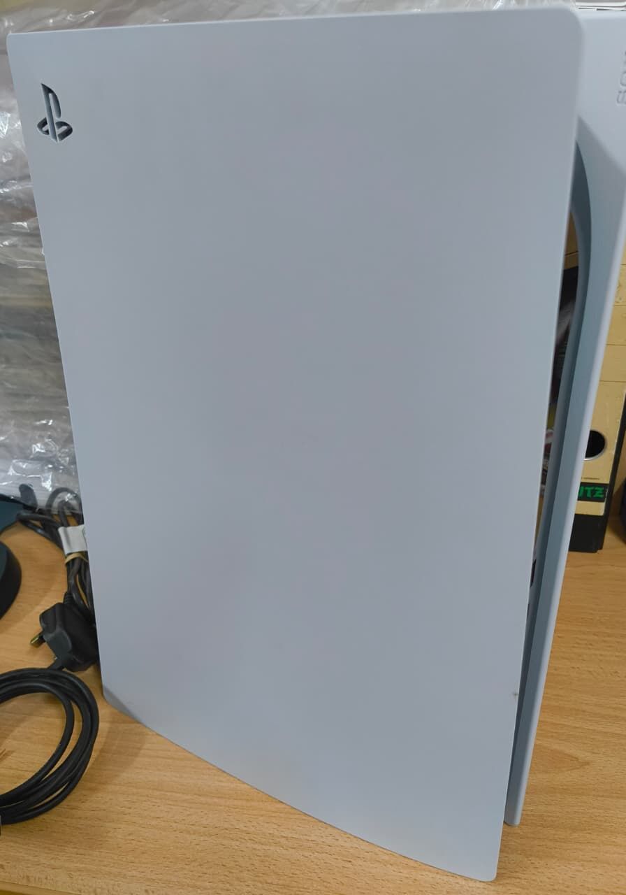Dammam, Video Games, SAR 1500,  Original Playstation 5 825GB