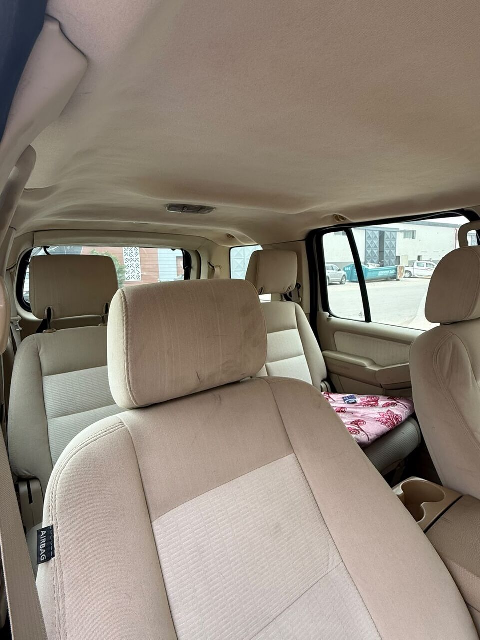 Riyadh, Vehicles, Cars & Trucks , SAR 9499,  Ford Explorer,  2007,  Automatic,  300000 KM,  Smooth Engine, Ac Good Condition.