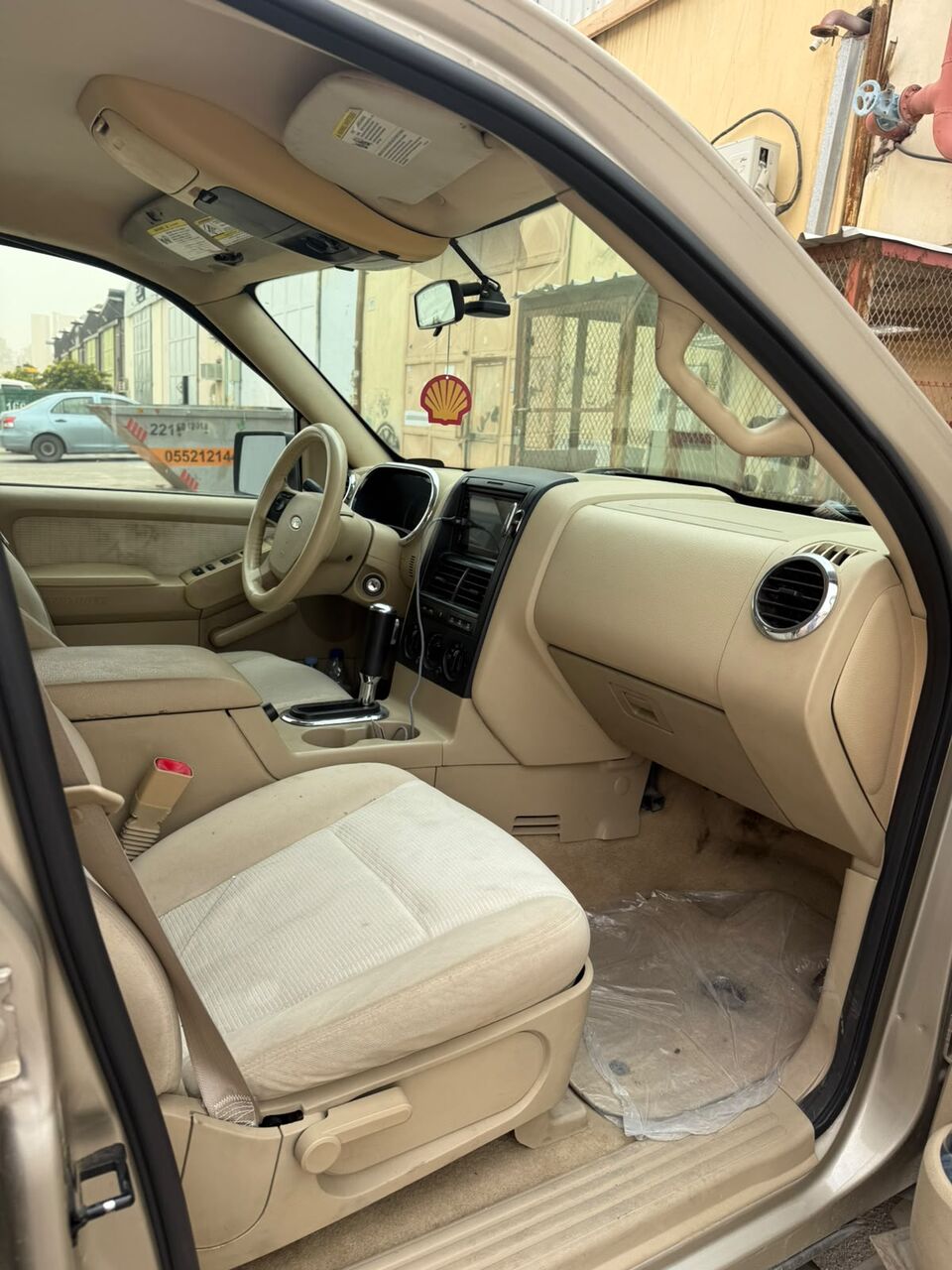 Riyadh, Vehicles, Cars & Trucks , SAR 9499,  Ford Explorer,  2007,  Automatic,  300000 KM,  Smooth Engine, Ac Good Condition.