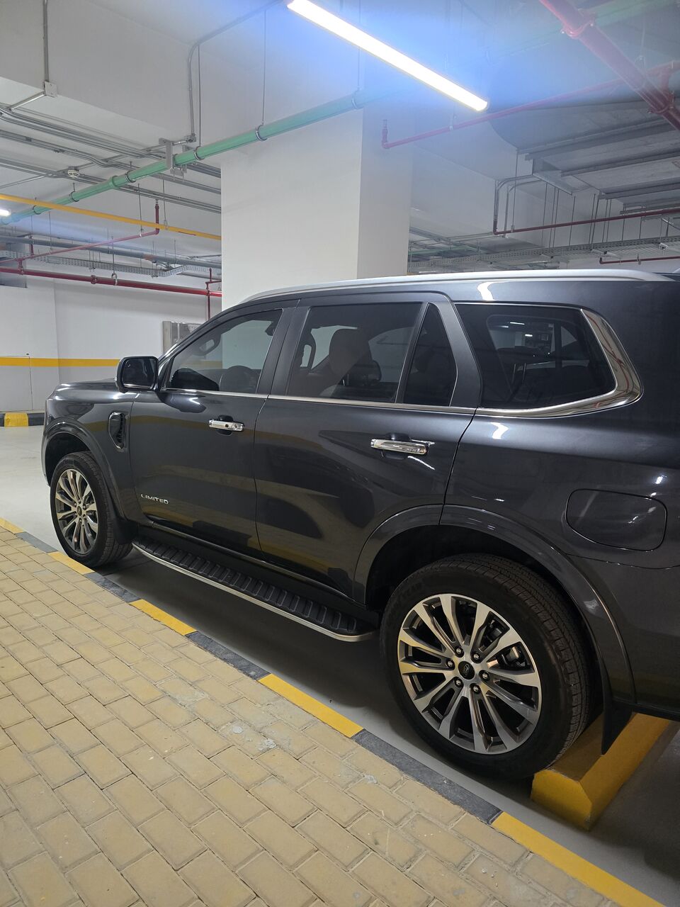 Riyadh, Vehicles, Cars & Trucks , SAR 140000,  Ford Everest,  2024,  Automatic,  69000 KM,    Lmited Grey With Extended Warranty