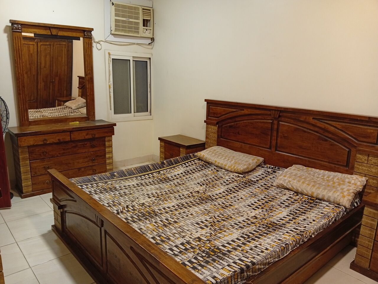 Riyadh, Apartments, Flats, Houses & Villas, SAR 1200/month,  1 BR,  Furnished Room For Rent.