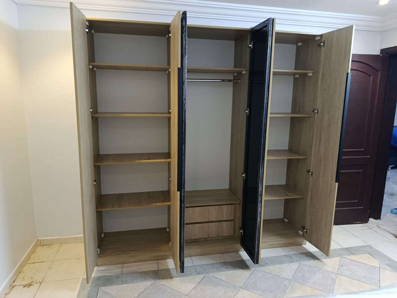 Jeddah, Furniture, SAR 1,  Complete Bedroom Set Avalible