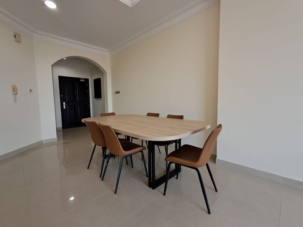 Manama, Apartments, Flats, Houses & Villas, BHD 420/year,  2 BR,  Amazing Offer 2 Bhk At Manama Just For 420 Bhd