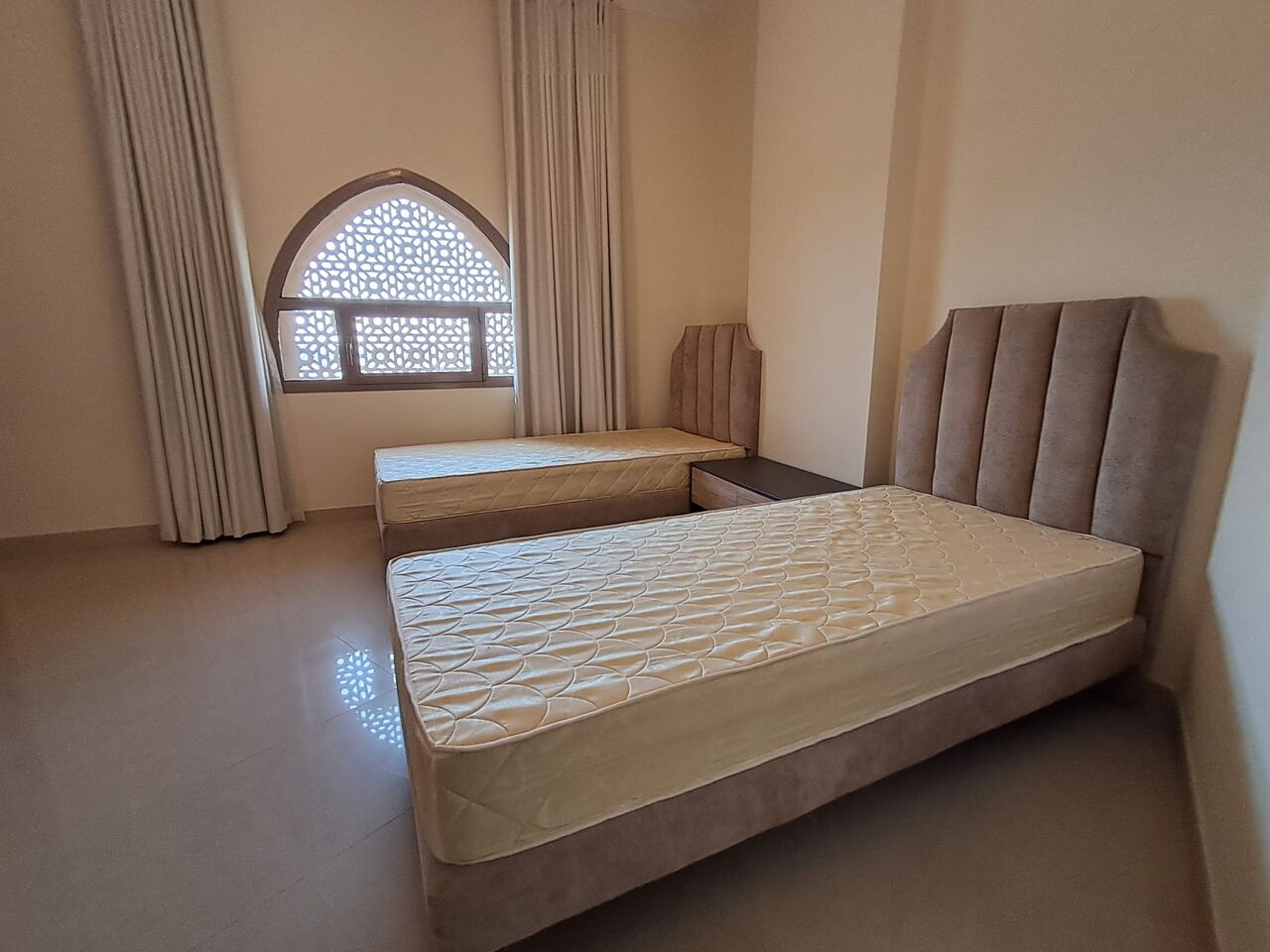 Manama, Apartments, Flats, Houses & Villas, BHD 420/year,  2 BR,  Amazing Offer 2 Bhk At Manama Just For 420 Bhd