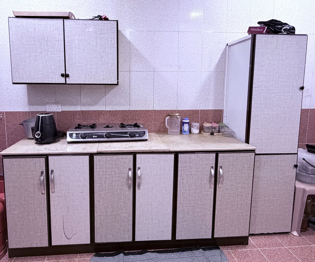 Jizan, Household Items, SAR 6800,  SMART TV LG 65" HDR , MIDEA WINDOW AC , SHARP WINDOW AC , FRIDGE ,  BED ROOM SET