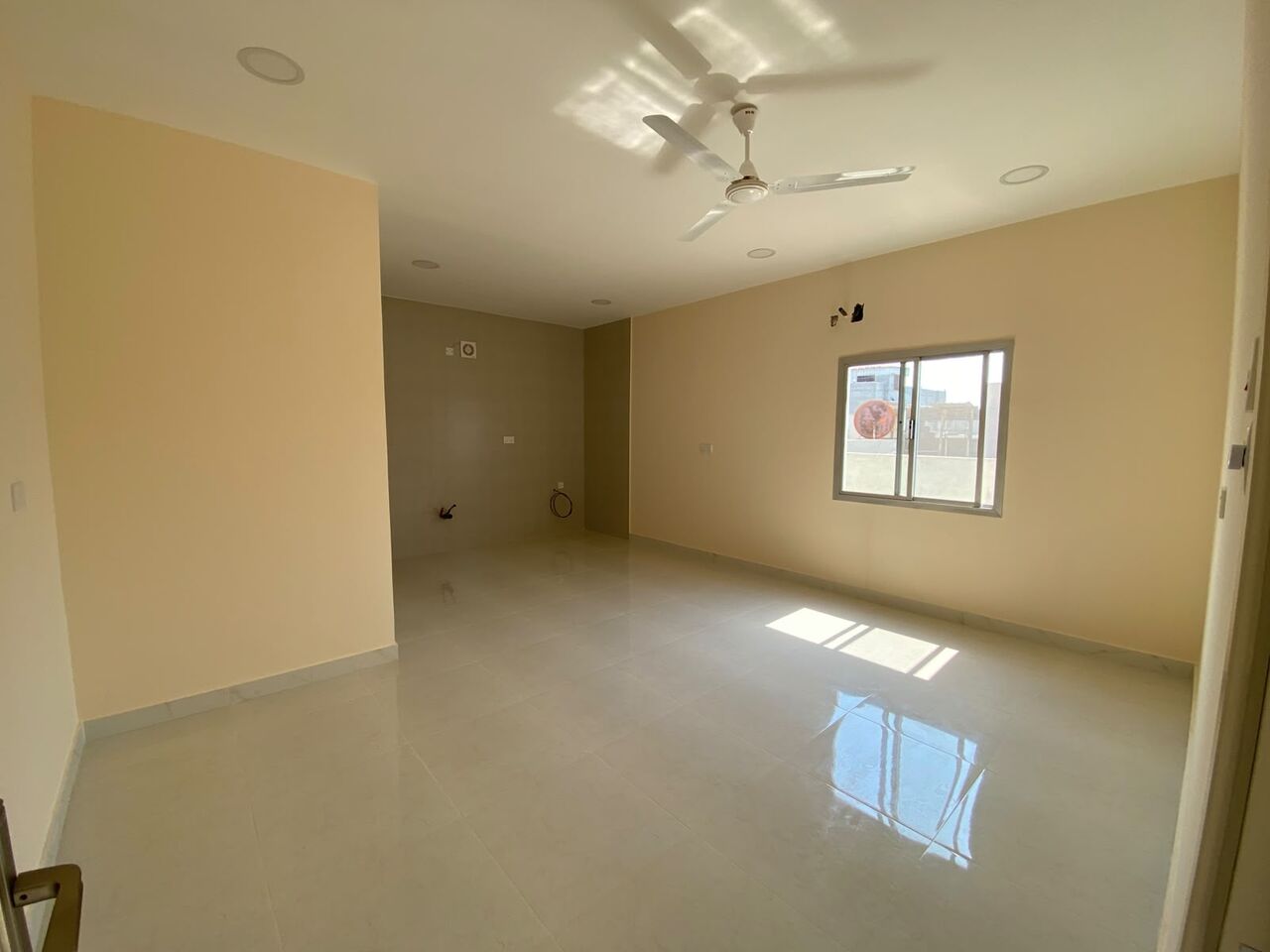 Budaiya, Apartments, Flats, Houses & Villas, BHD 150/month,  2 BR,  For Rent Spacious Flat In Bani Jamra Near Budaiya, Exclusive Without Electricity