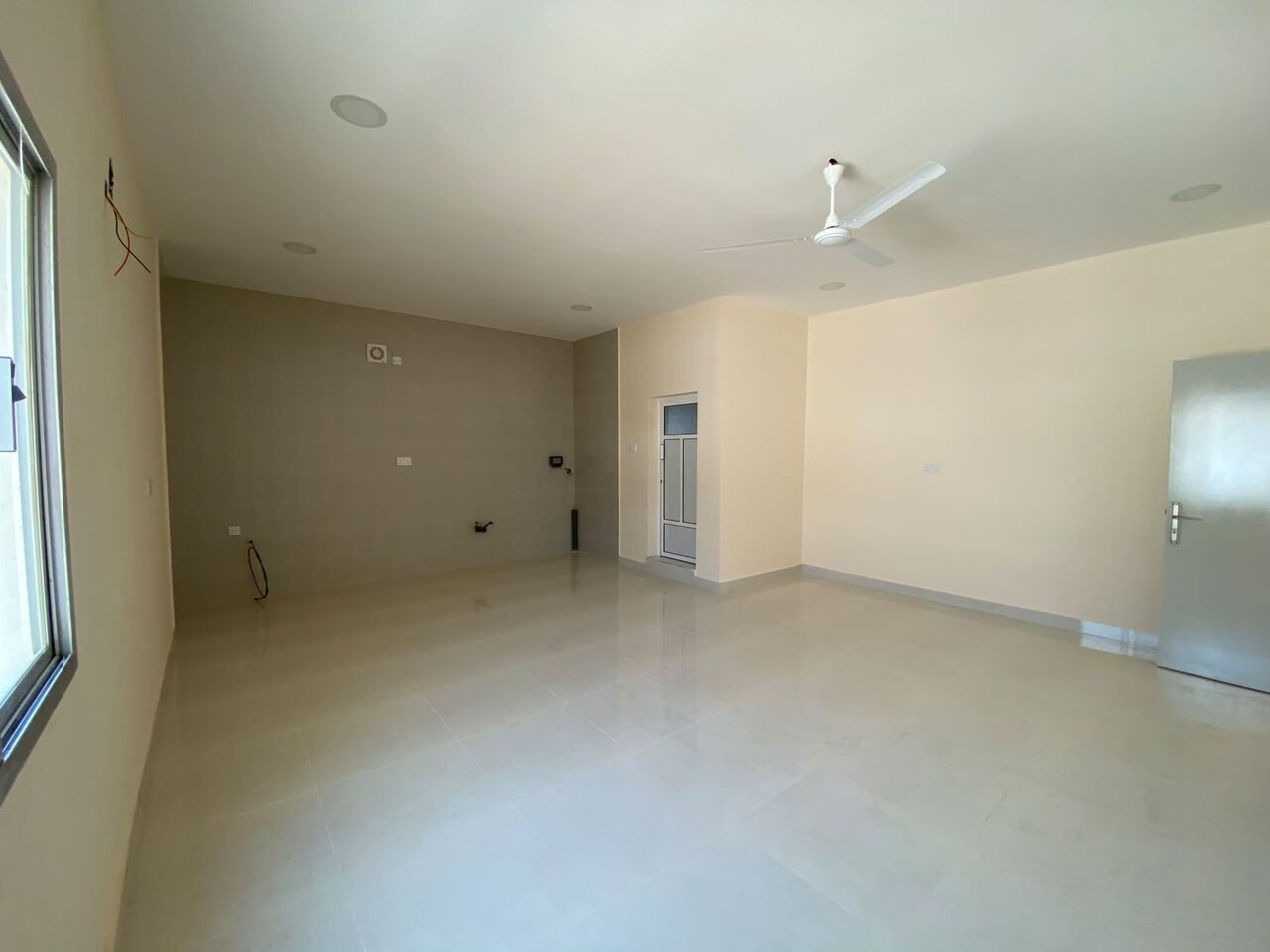 Budaiya, Apartments, Flats, Houses & Villas, BHD 150/month,  2 BR,  For Rent Spacious Flat In Bani Jamra Near Budaiya, Exclusive Without Electricity