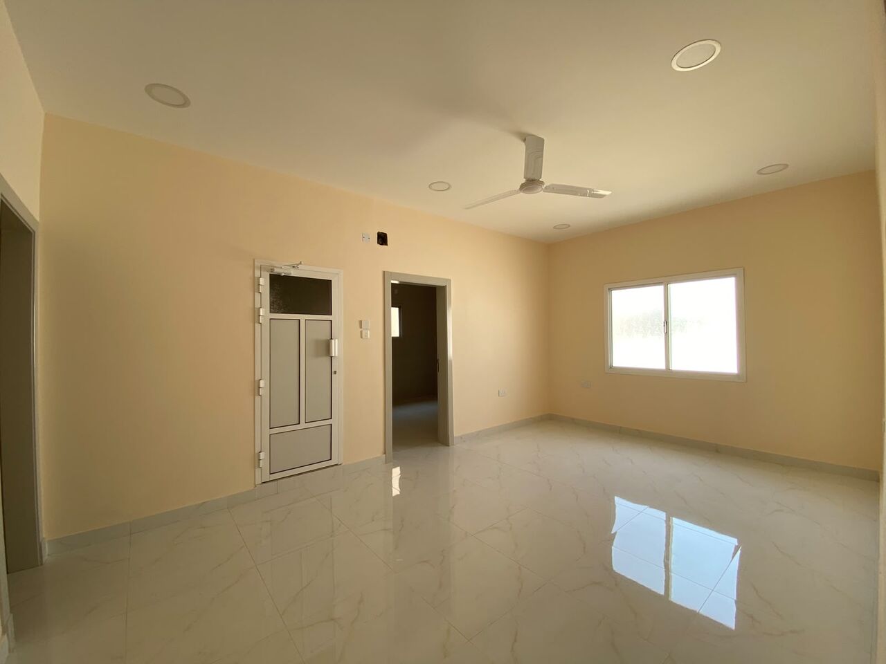 Budaiya, Apartments, Flats, Houses & Villas, BHD 150/month,  2 BR,  For Rent Spacious Flat In Bani Jamra Near Budaiya, Exclusive Without Electricity