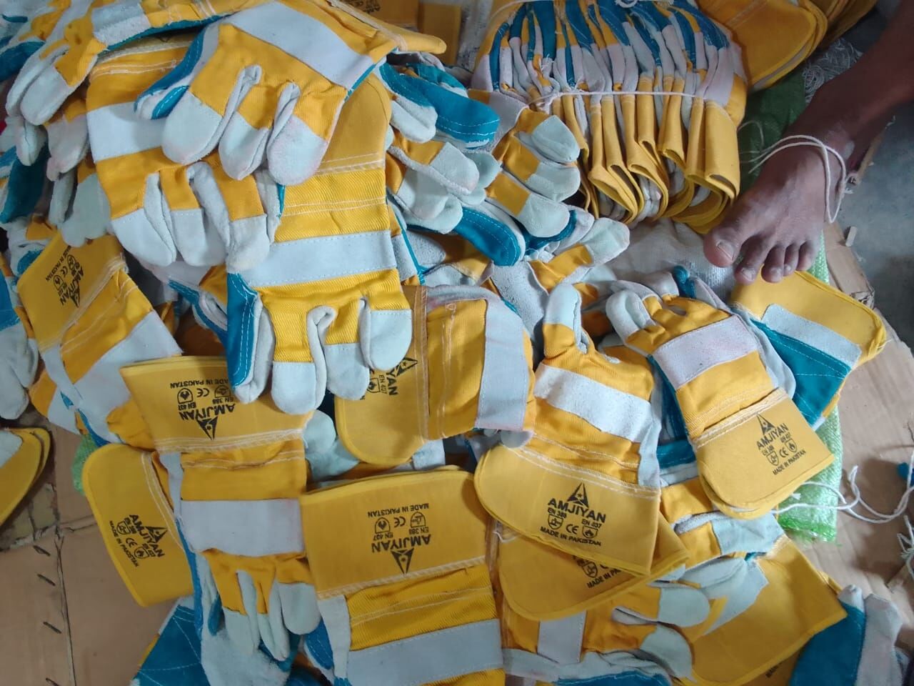 Jubail Industrial City, Tools, Industrial Work Gloves &ndash; Bulk Stock Available