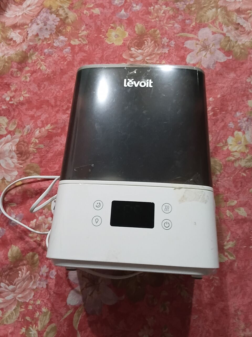 Riyadh, Machinery, SAR 100,  Levoit Humidity Fire For Sale