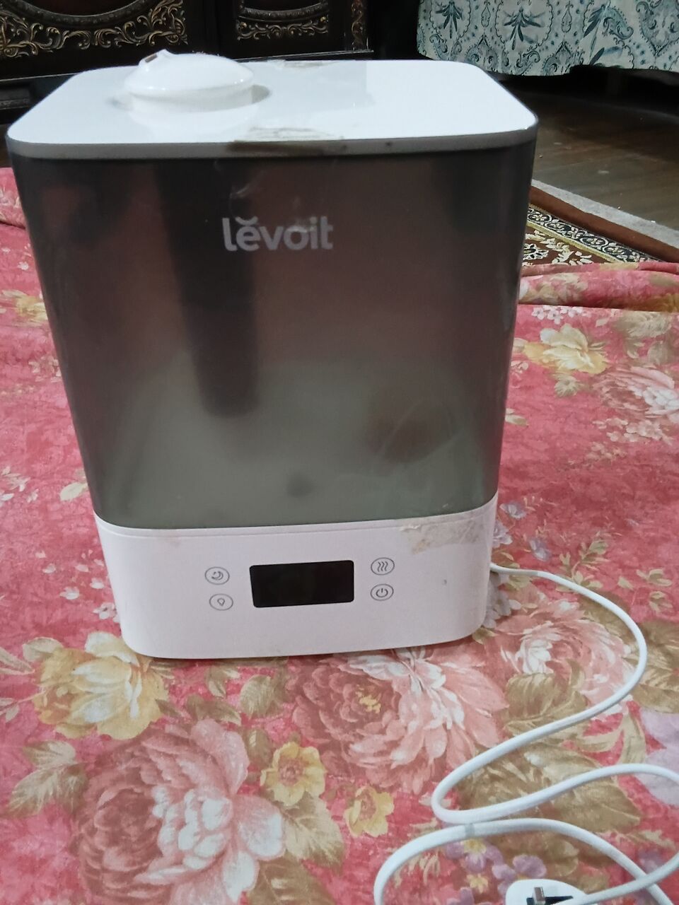 Riyadh, Machinery, SAR 100,  Levoit Humidity Fire For Sale