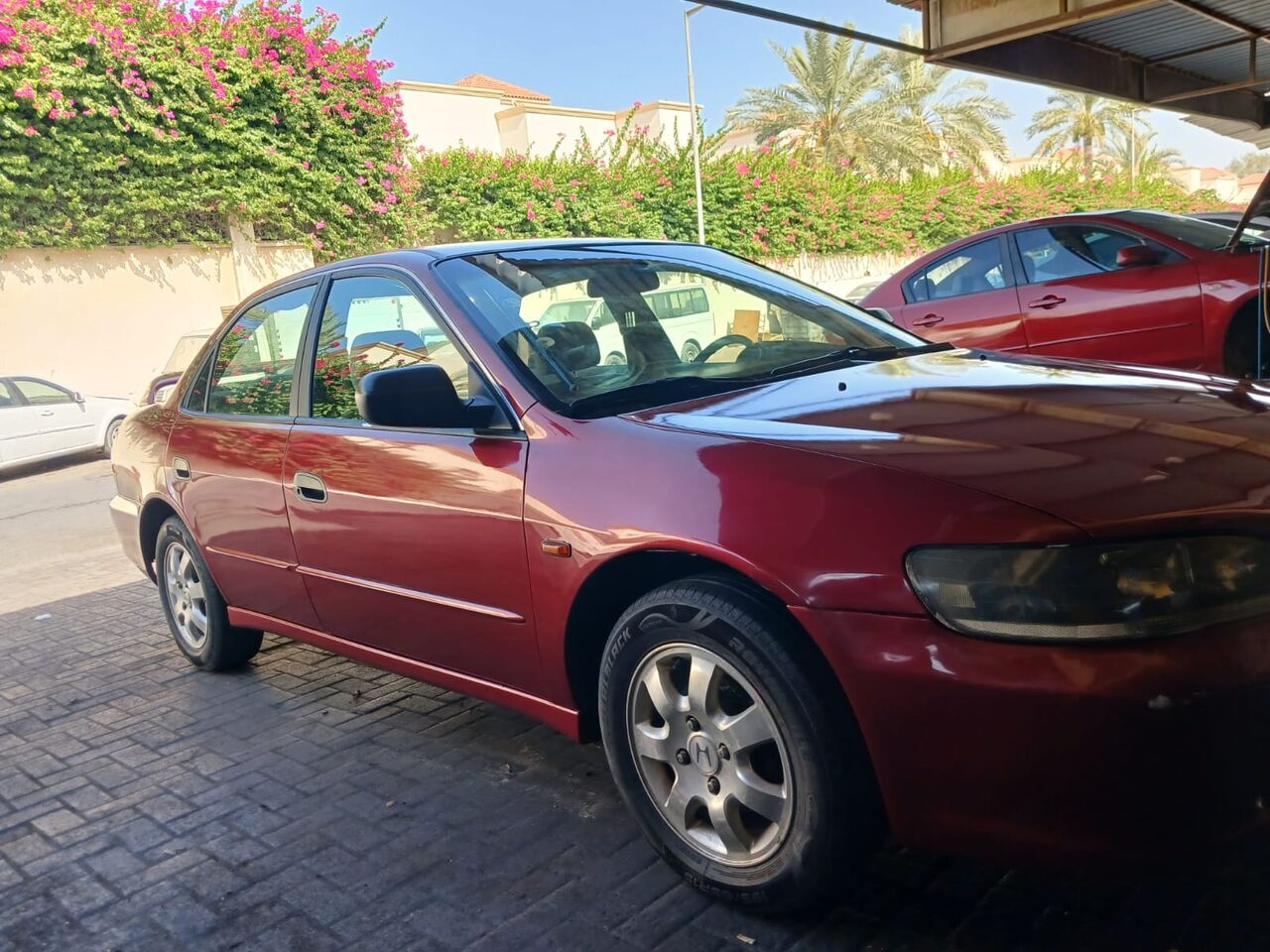 Diraz, Vehicles, Cars & Trucks , BHD 1000,  Honda Accord,  2000,  Automatic,  391000214 KM,