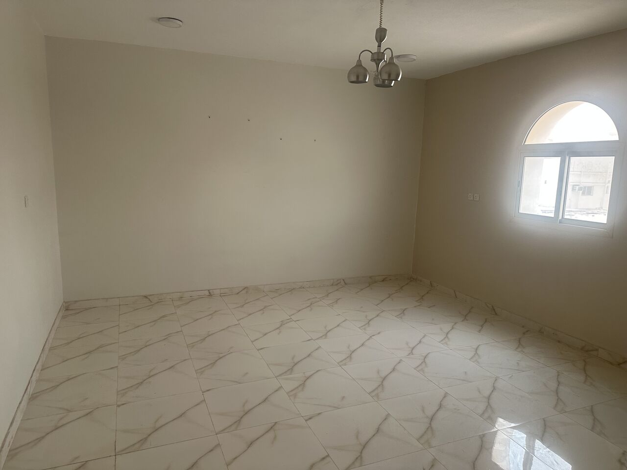 Abqaiq, Help, Big Single Room For Family Or Executive Bachelor