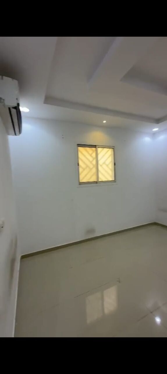 Al Rawdah, Apartments, Flats, Houses & Villas, SAR 35000/year,  3 BR,  Family Apartment Ground Floor With 3 Bedrooms AC Kitchen Installed