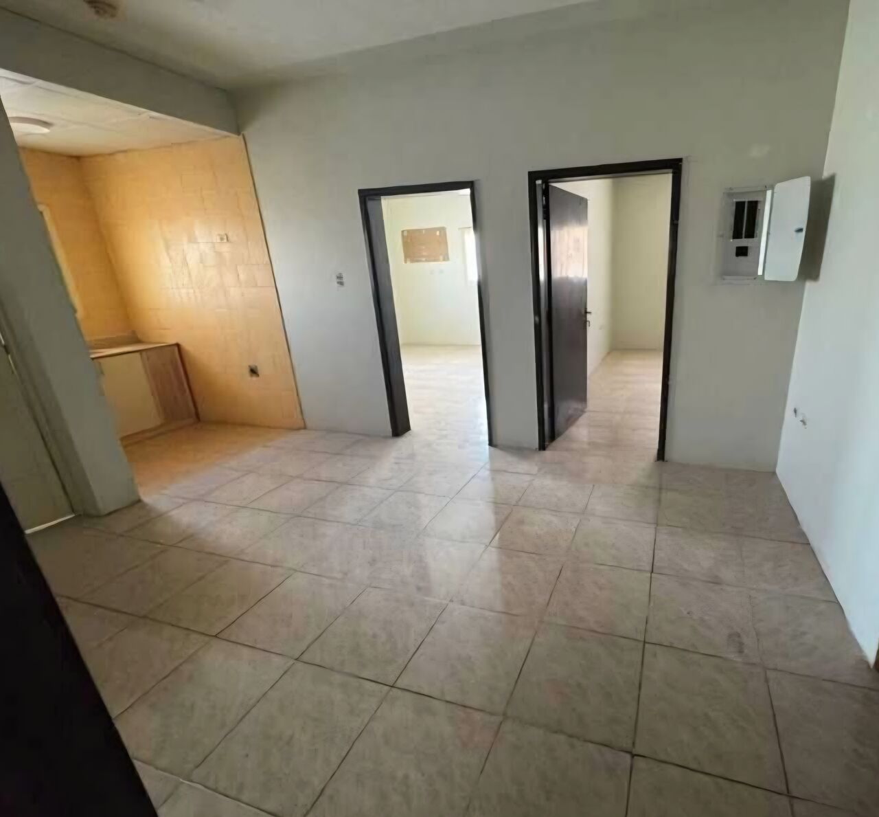 Jubail, Apartments, Flats, Houses & Villas, SAR 25000/year,  2 BR,  650 Sq. Meter,  2BHK Available For Only 6.5 K Quarterly In The Heart Of Dakhil Mahdud District In Tebah
