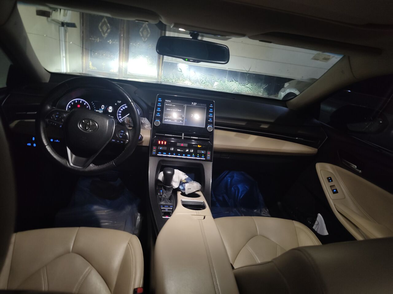 Dammam, Vehicles, Cars & Trucks , SAR 110000,  Toyota Avalon,  2021,  Automatic,  200 KM,   Touring