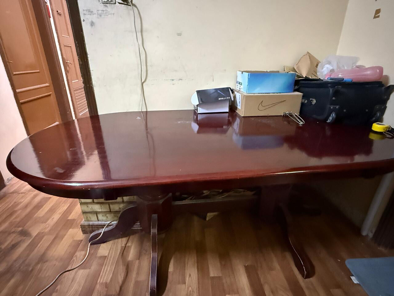 Riyadh, Furniture, SAR 100,  8 Seatee Dining Table