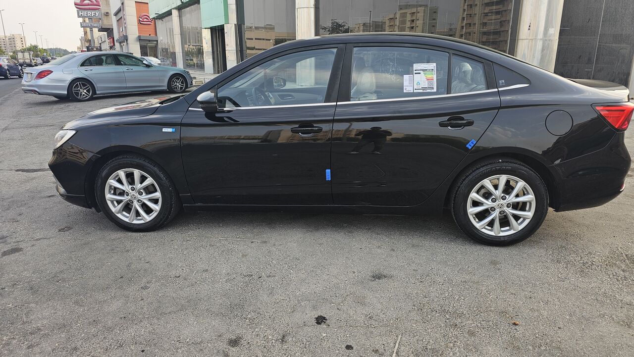 Akrabia, Vehicles, Cars & Trucks , MG 5,  2021,  Automatic,  95000 KM,  Mg5  Very Good Condition
