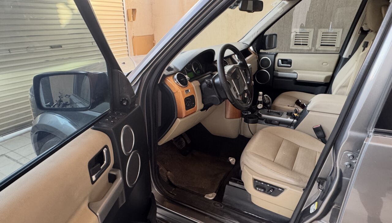 Riyadh, Vehicles, Cars & Trucks , SAR 35,  Land Rover LR3,  2009,  Automatic,  280 KM,