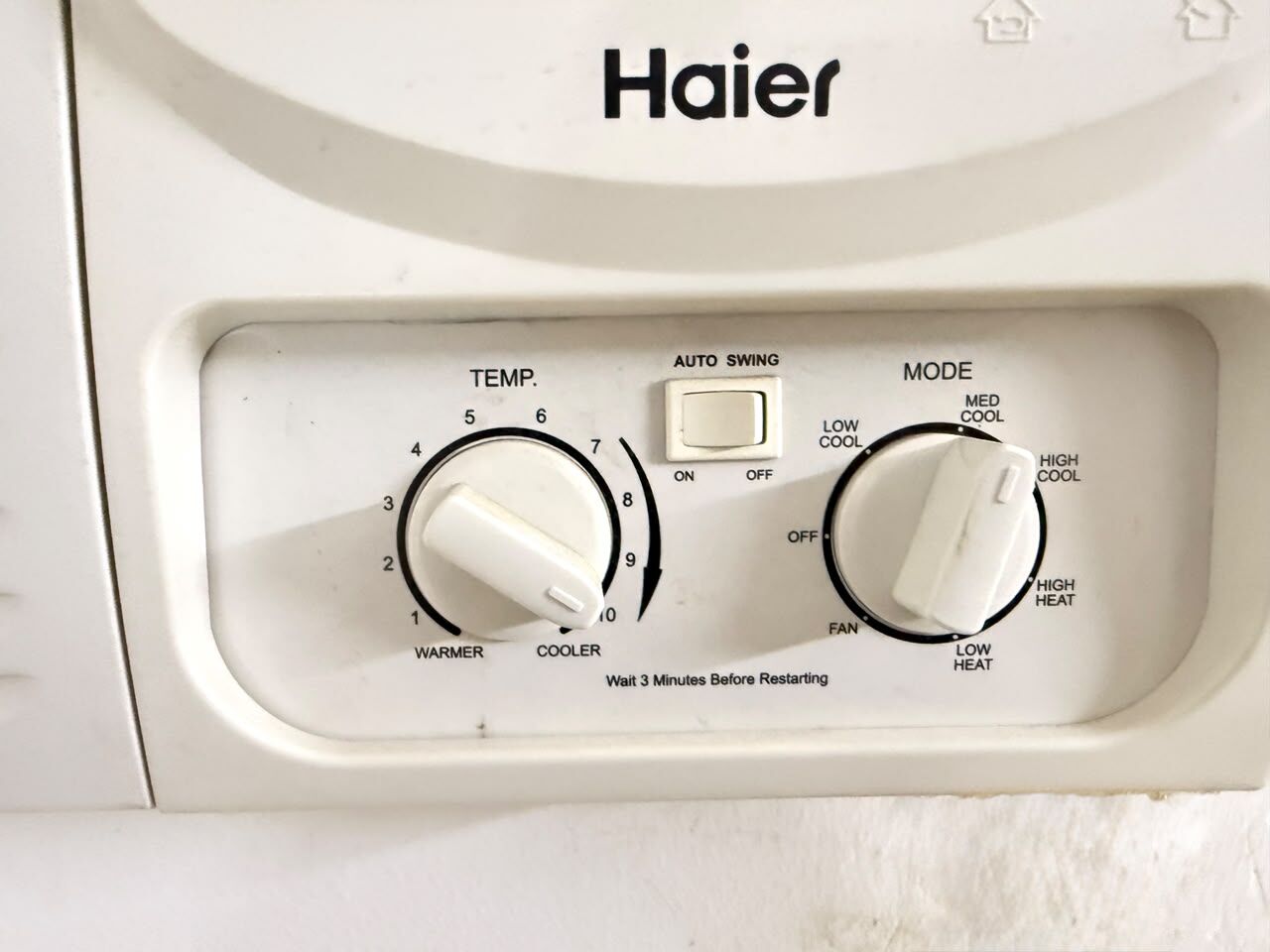 Jeddah, Air Conditioners, SAR 900,  Haier Window AC 17,200 BTU Heat & Cool &ndash; Excellent Condition
