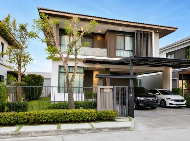 Bangkok, Villas, THB 39999,  60 Sq. Feet,  Ramindra-Wongwaen Road, 2-story Detached House, 3 Bedrooms, 3 Bathrooms, Near Khubon