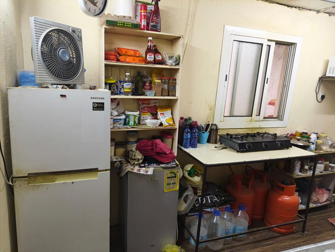 Jeddah, Rooms for Rent, SAR 600/month,  Furnished,  One Separate Single Room With AC, Fan, Bed, Cupboard. Electricity Is Not Inlcuded