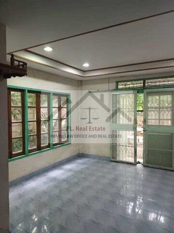 Bangkok, Real Estate For Sale, THB 5500000,  6 BR,  74 Sq. Feet,  Corner Plot Of Land For Sale, 74 Square Wah With Buildings In The Seri Thai 81 Area, Siam