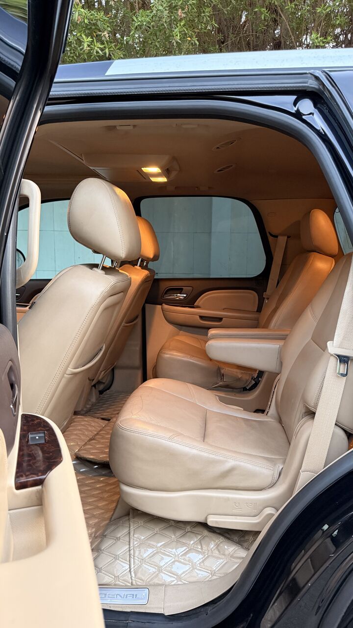 Jeddah, Vehicles, Cars & Trucks , SAR 60000,  GMC Yukon Denali,  2014,  150 KM,