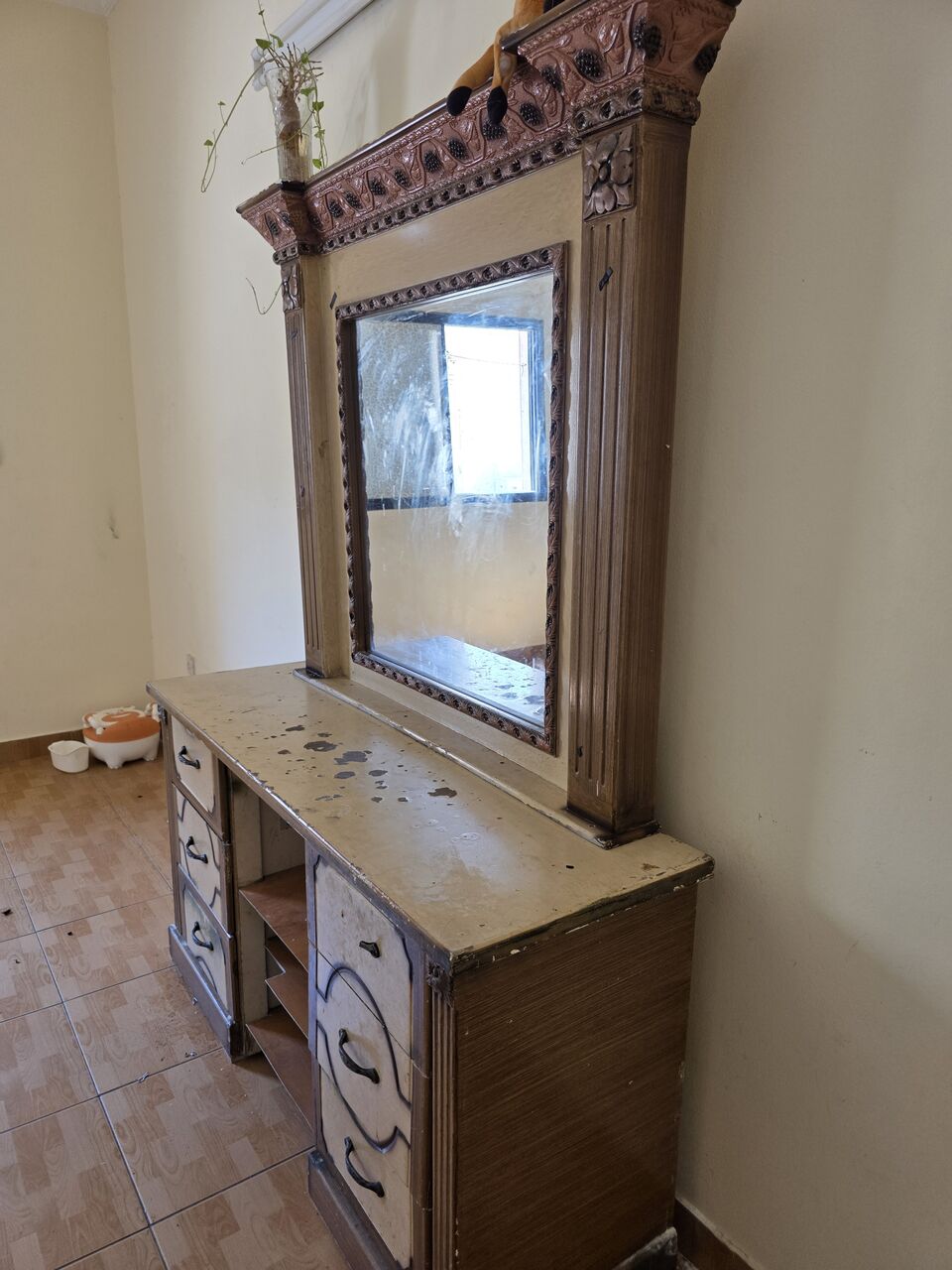 Jid Ali, Furniture, BHD 15,  Cuboard With Locker And Dressing Table