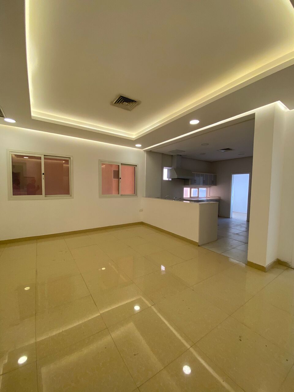 Kuwait City, Apartments, Flats, Houses & Villas, KWD 500/month,  3 BR,  Apartment For Rent In Al-Aqila, Three Master Bedrooms.