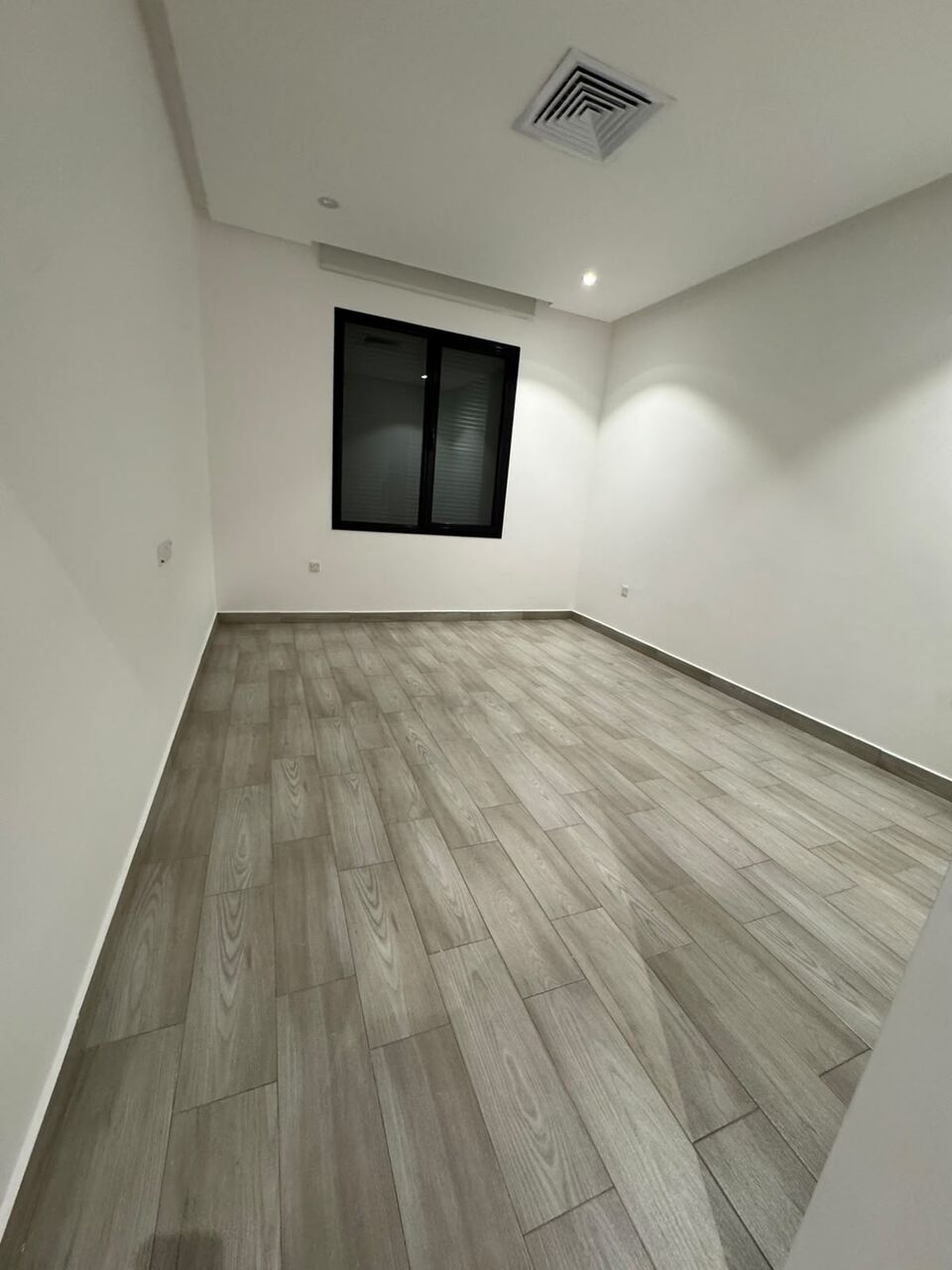 Salwa, Apartments, Flats, Houses & Villas, KWD 600/month,  3 BR,  Apartment For Rent In Salwa, 3 Bedrooms Including A Master