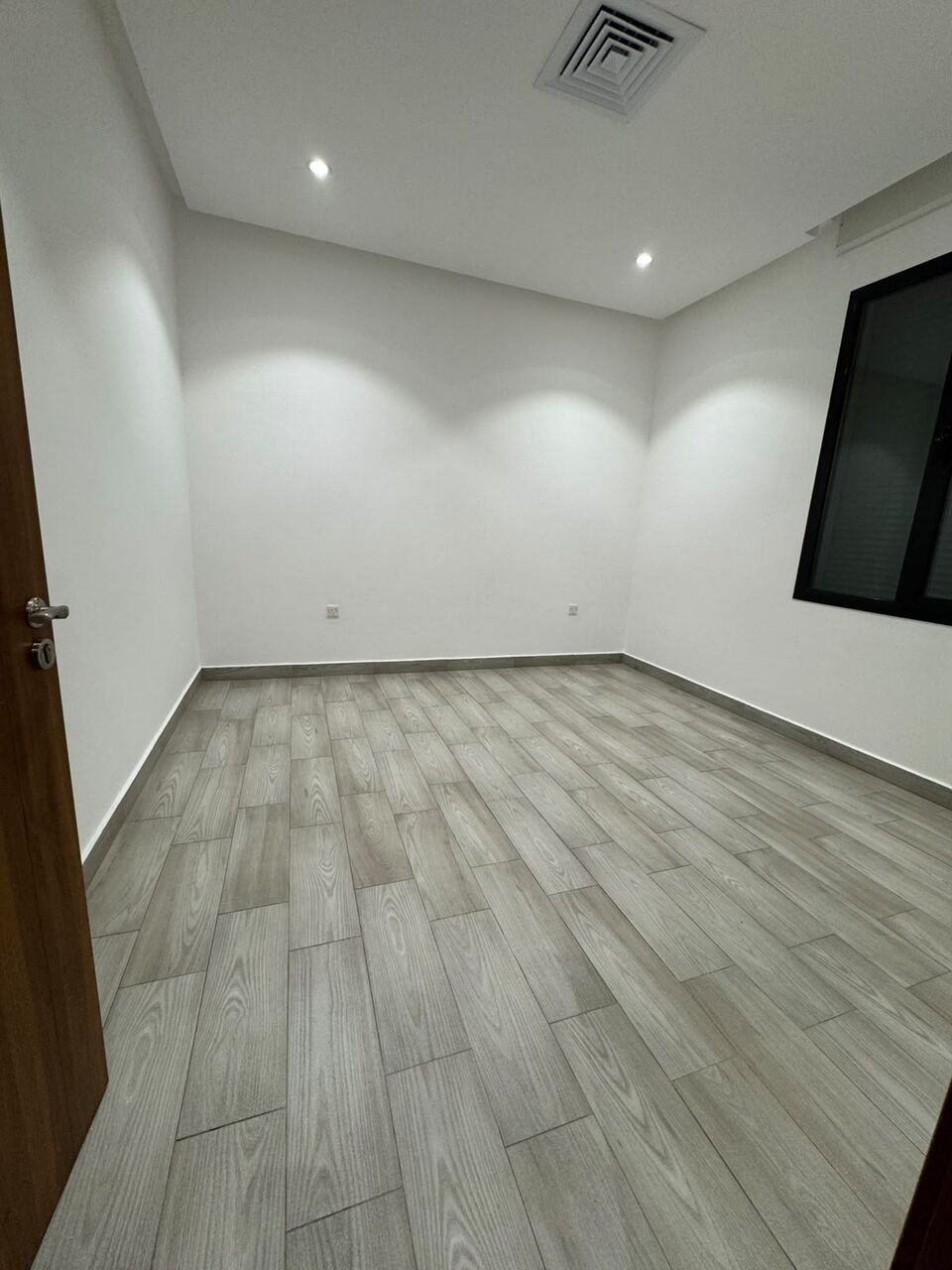 Salwa, Apartments, Flats, Houses & Villas, KWD 600/month,  3 BR,  Apartment For Rent In Salwa, 3 Bedrooms Including A Master