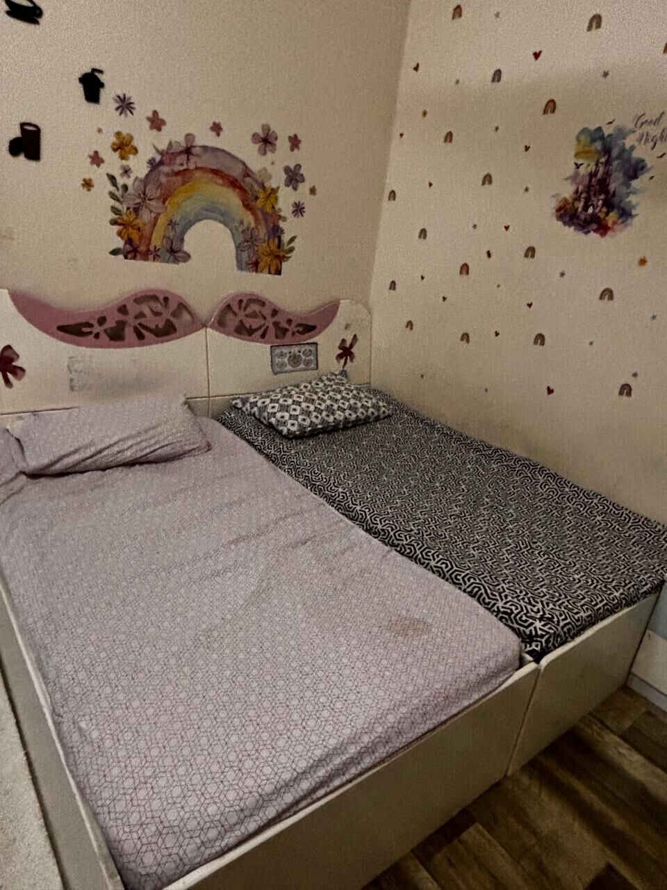 Al Malaz, Household Items, SAR 750,  Complete Bad Set Made In Turkey And Kids Bed Set