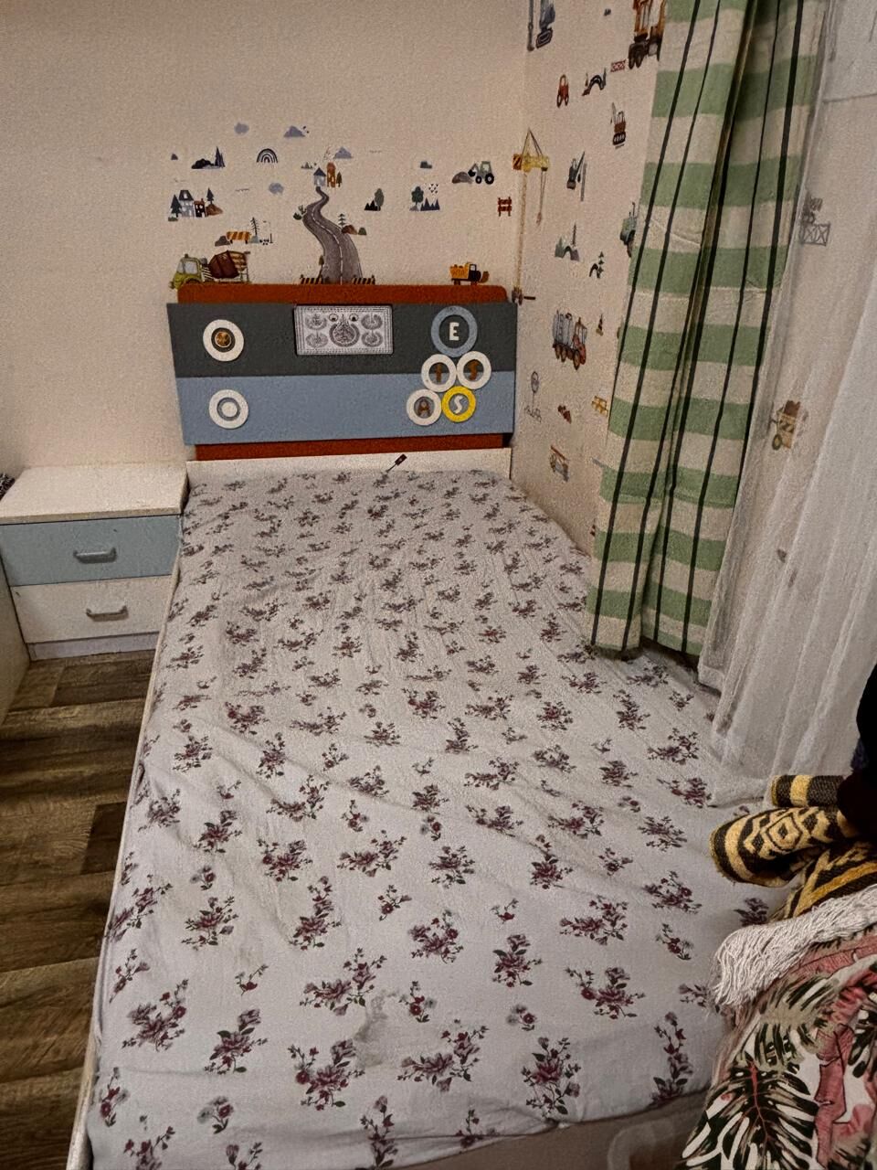 Al Malaz, Household Items, SAR 750,  Complete Bad Set Made In Turkey And Kids Bed Set