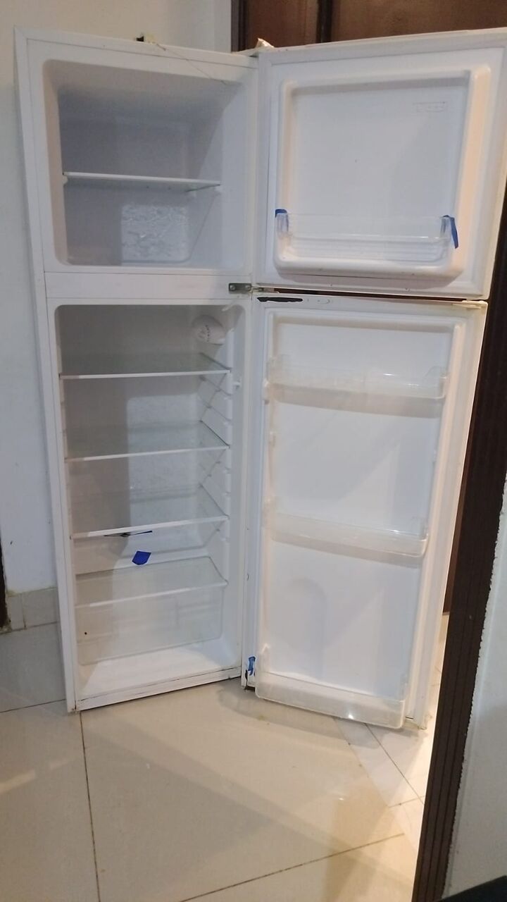 Riyadh, Appliances, SAR 490,  Double Door Fridge For Sale In Excellent Condition
