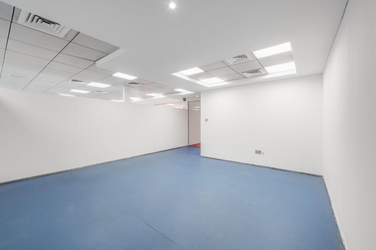 Deira, Offices, AED 390,  3432 Sq. Feet,  Premium Commercial Office | 3,432 Sq. Ft. | Chiller Free | 1 Month Free Rent
