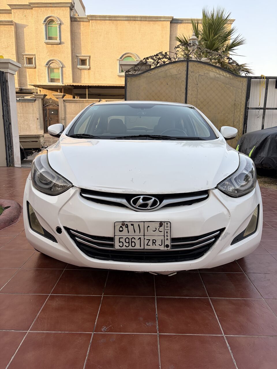 Dammam, Vehicles, Cars & Trucks , SAR 23,  Hyundai Elantra SE 2.0,  2014,  Automatic,  318000 KM,   Hyundai Elantra Full Option  &ndash; Large Engine