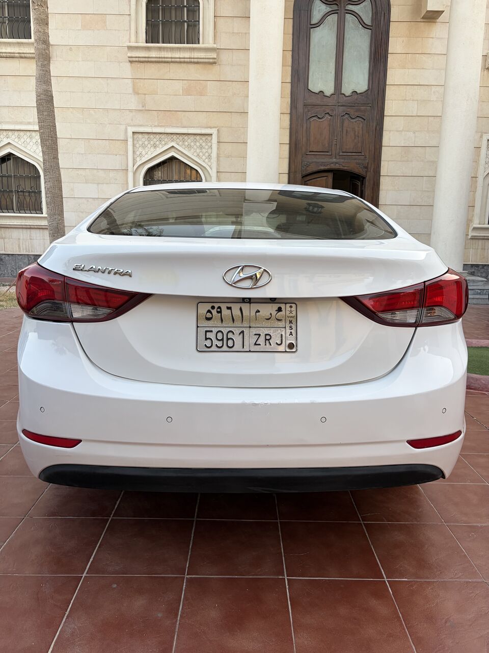 Dammam, Vehicles, Cars & Trucks , SAR 23,  Hyundai Elantra SE 2.0,  2014,  Automatic,  318000 KM,   Hyundai Elantra Full Option  &ndash; Large Engine