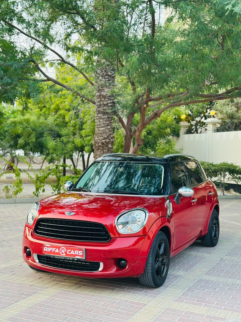 Manama, Vehicles, Cars & Trucks , BHD 2450,  Mini Cooper Countryman,  2014,  Automatic,  180000 KM,    Model Well Maintained Excellent Condition Premium Car