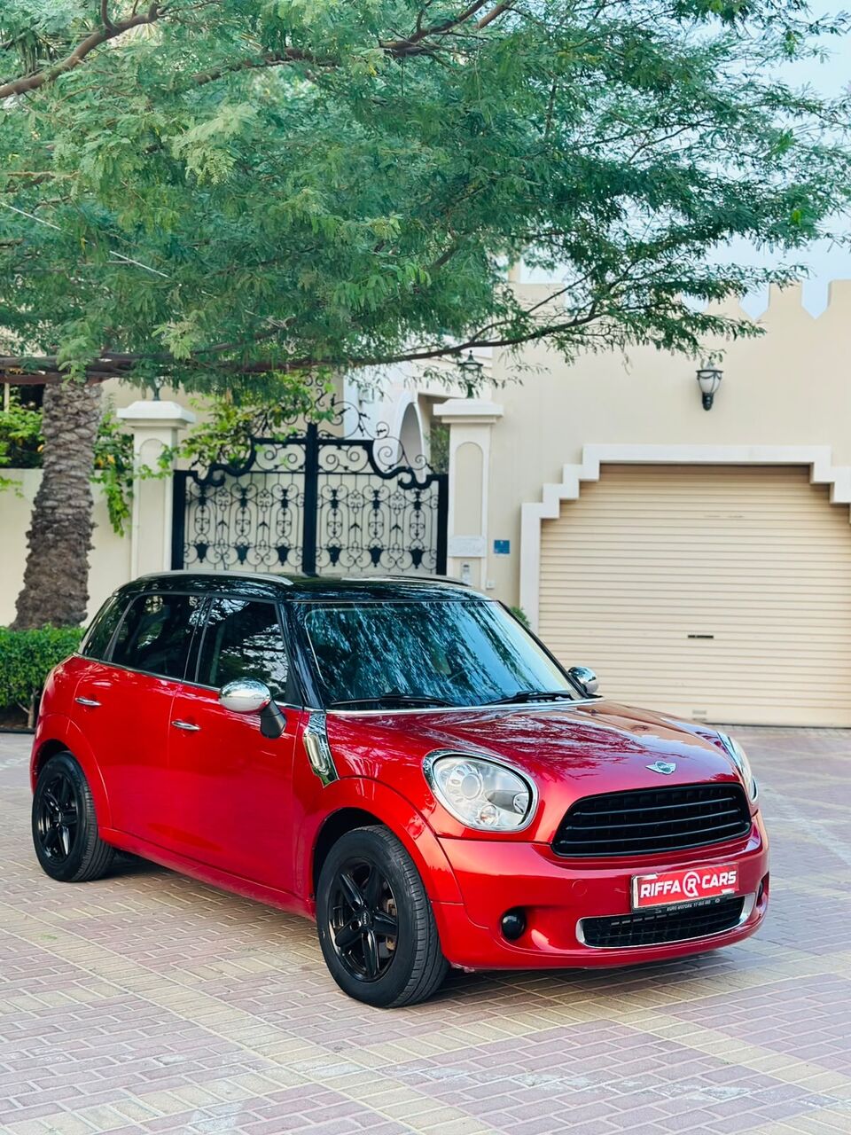 Manama, Vehicles, Cars & Trucks , BHD 2450,  Mini Cooper Countryman,  2014,  Automatic,  180000 KM,    Model Well Maintained Excellent Condition Premium Car